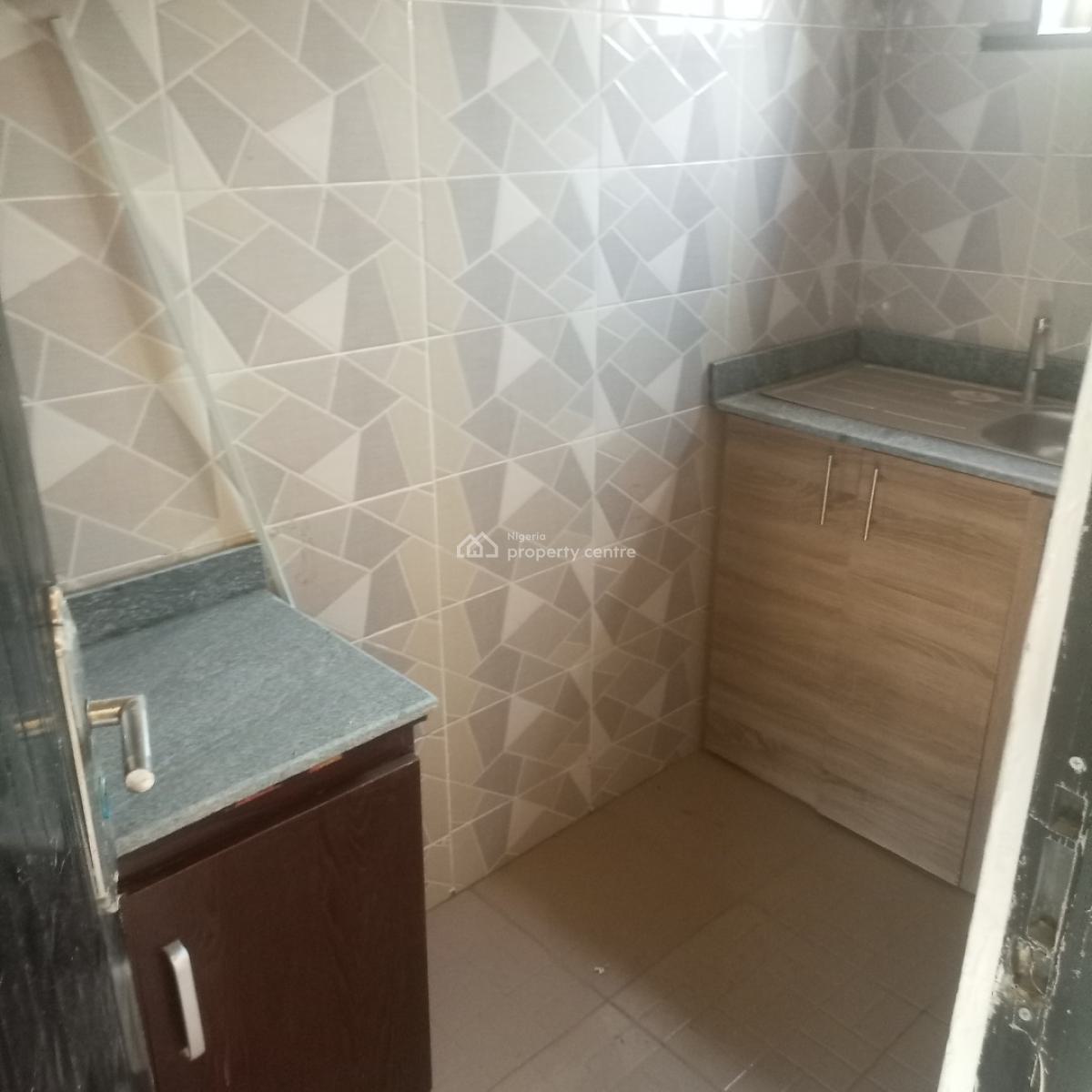 One Bedroom Bungalow Flat, Gaduwa By Ncdc, Gaduwa, Abuja, Flat / Apartment for Rent
