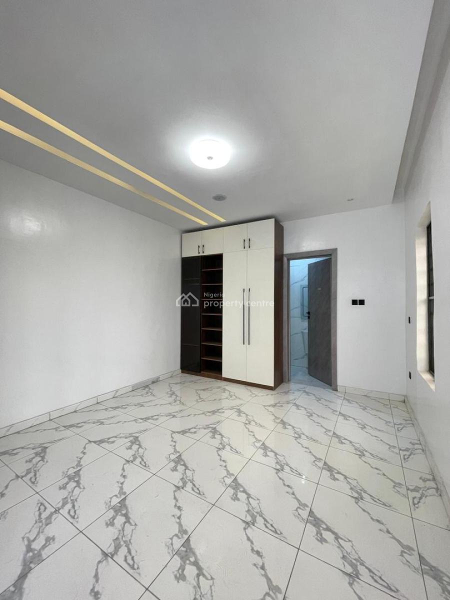 Spacious 4 Bedroom Terrace Duplex, Lekki Phase 1, Lekki, Lagos, Terraced Duplex for Sale