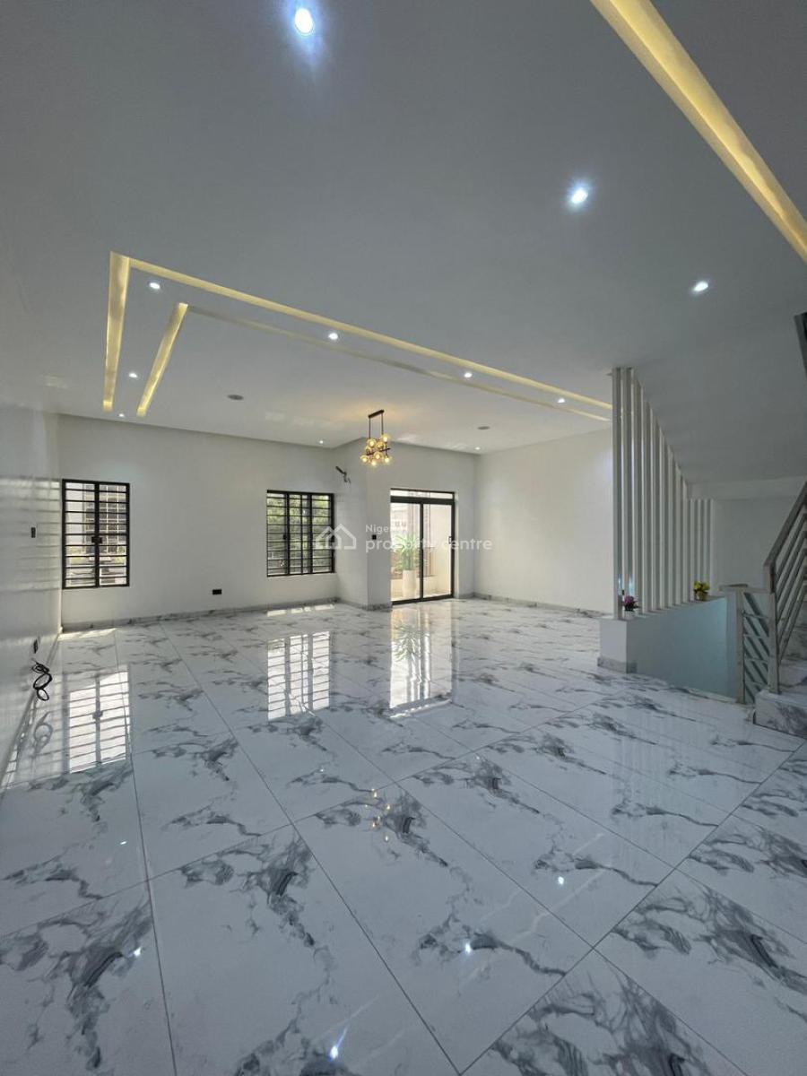 Spacious 4 Bedroom Terrace Duplex, Lekki Phase 1, Lekki, Lagos, Terraced Duplex for Sale