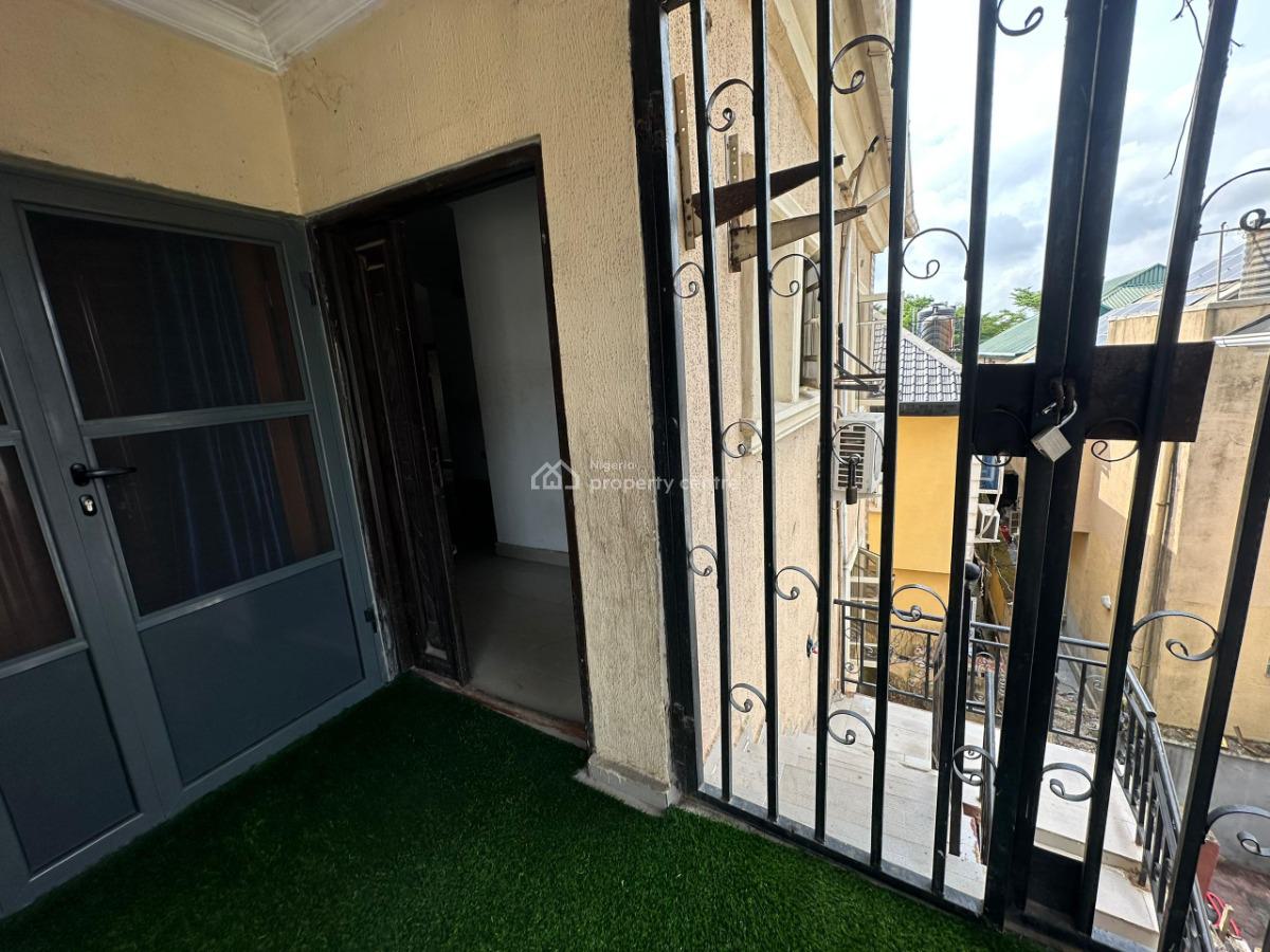 2 Bedroom Apartment, Off International Airport Road Ajao Estate, Isolo, Lagos, Flat / Apartment for Rent