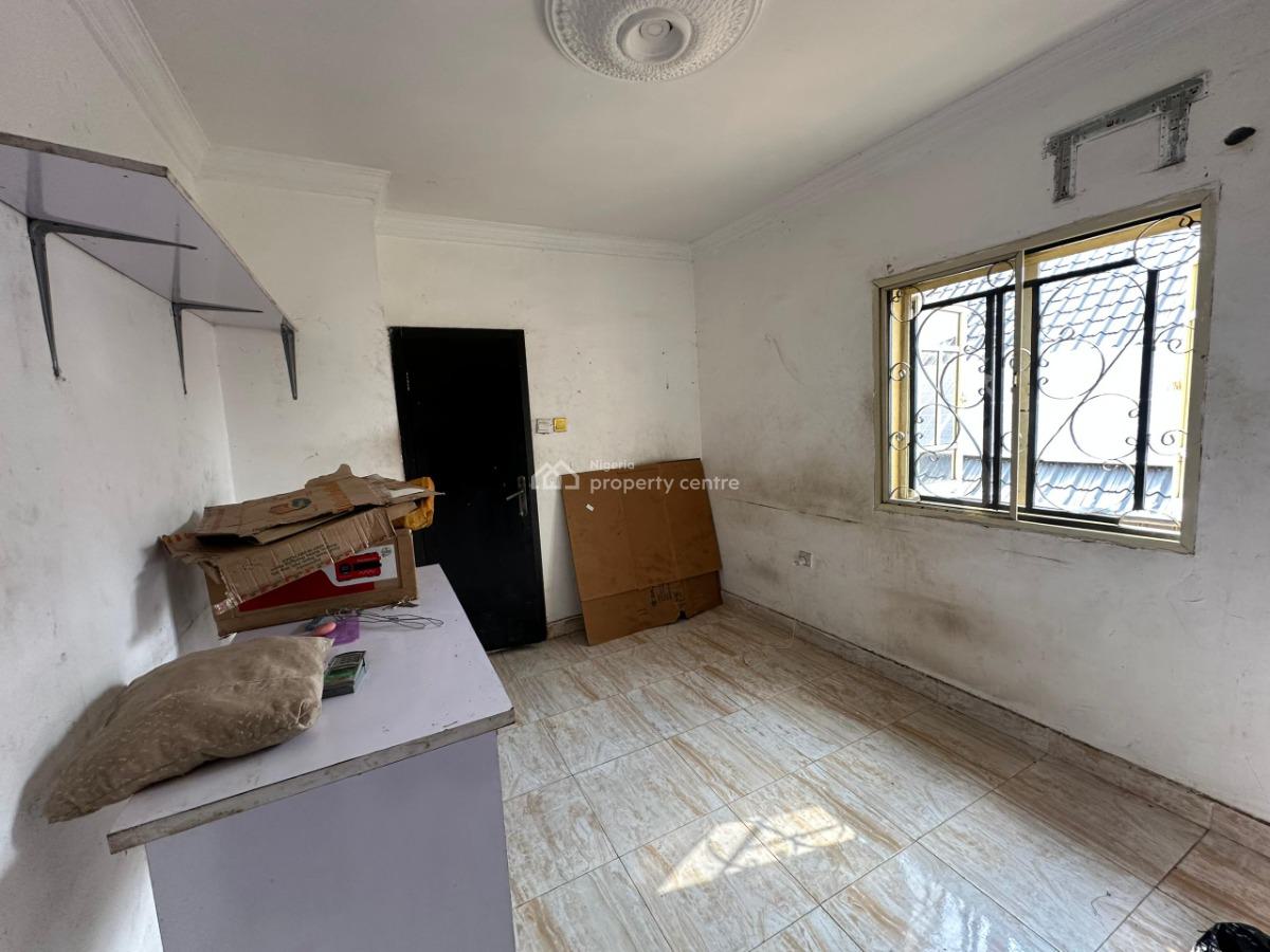 2 Bedroom Apartment, Off International Airport Road Ajao Estate, Isolo, Lagos, Flat / Apartment for Rent
