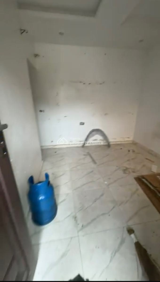 Newly Built Mini Flat Available, Onipanu, Shomolu, Lagos, Mini Flat (room and Parlour) for Rent