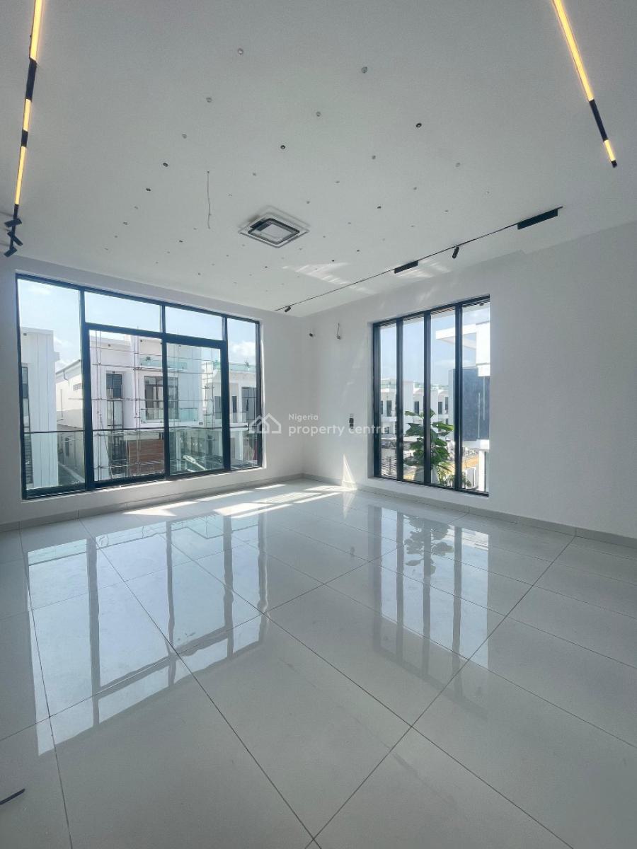 Uniquely Built 5 Bedroom Fully Detached Duplex with Bq and a Garden, Chevron, Lekki, Lagos, Detached Duplex for Sale