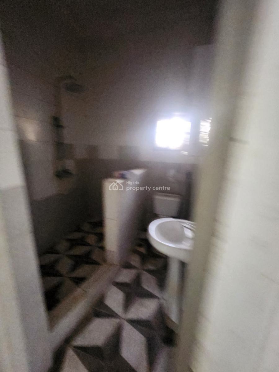 Clean Renovated 2bedroom Flat, with Generator,ground Floor, Jabi Main ( Tarred Rd), Jabi, Abuja, Flat / Apartment for Rent