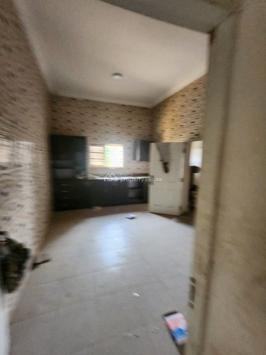 Clean Renovated 2bedroom Flat, with Generator,ground Floor, Jabi Main ( Tarred Rd), Jabi, Abuja, Flat / Apartment for Rent