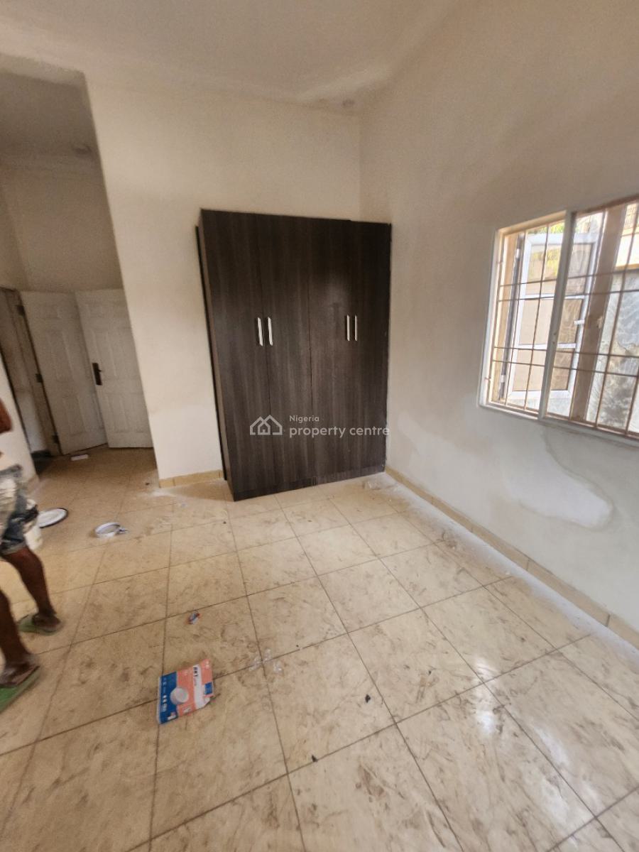 Clean Renovated 2bedroom Flat, with Generator,ground Floor, Jabi Main ( Tarred Rd), Jabi, Abuja, Flat / Apartment for Rent