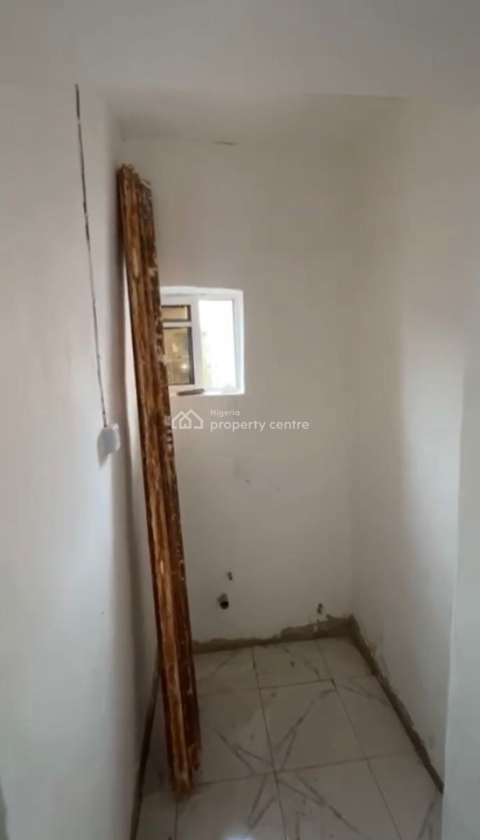 Self Contain, Fadeyi, Shomolu, Lagos, Self Contain (single Rooms) for Rent