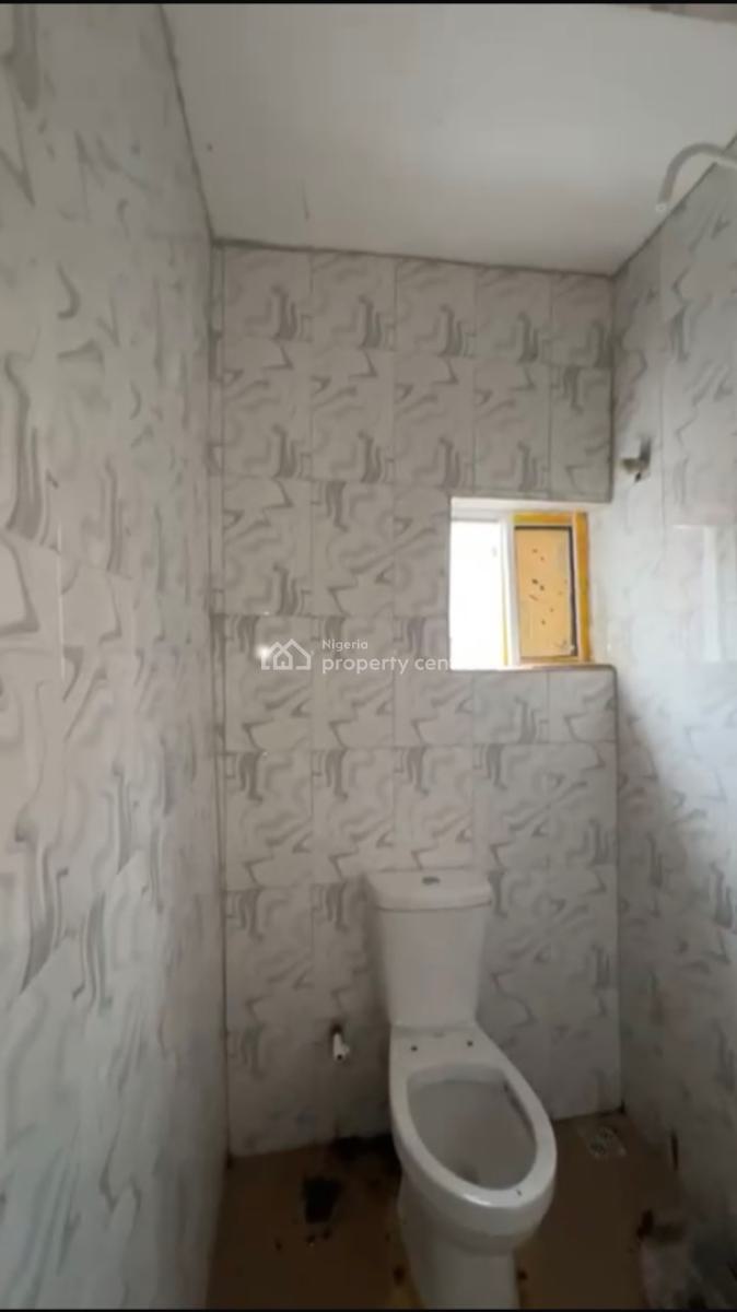 Self Contain, Fadeyi, Shomolu, Lagos, Self Contain (single Rooms) for Rent