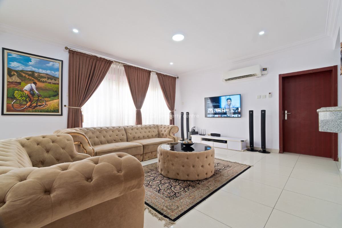 an Exquisitely Furnished and Serviced 3 Bedroom Penthouse Apartment, Cromwell Court Estate, Off Chevro Drive, Lekki, Lagos, Lekki, Lagos, Flat / Apartment for Rent