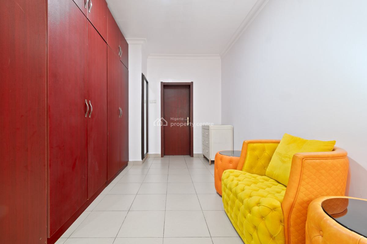 an Exquisitely Furnished and Serviced 3 Bedroom Penthouse Apartment, Cromwell Court Estate, Off Chevro Drive, Lekki, Lagos, Lekki, Lagos, Flat / Apartment for Rent
