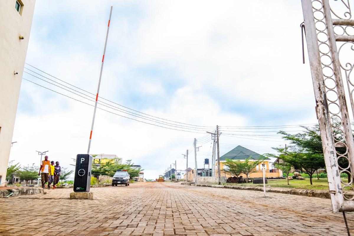 Buy Into a Fully Planned Luxury Estate Community, Aiyegun Oleyo, Off Akala Express Road, New Garage Oluyole, Ibadan, Ibadan, Oyo, Residential Land for Sale