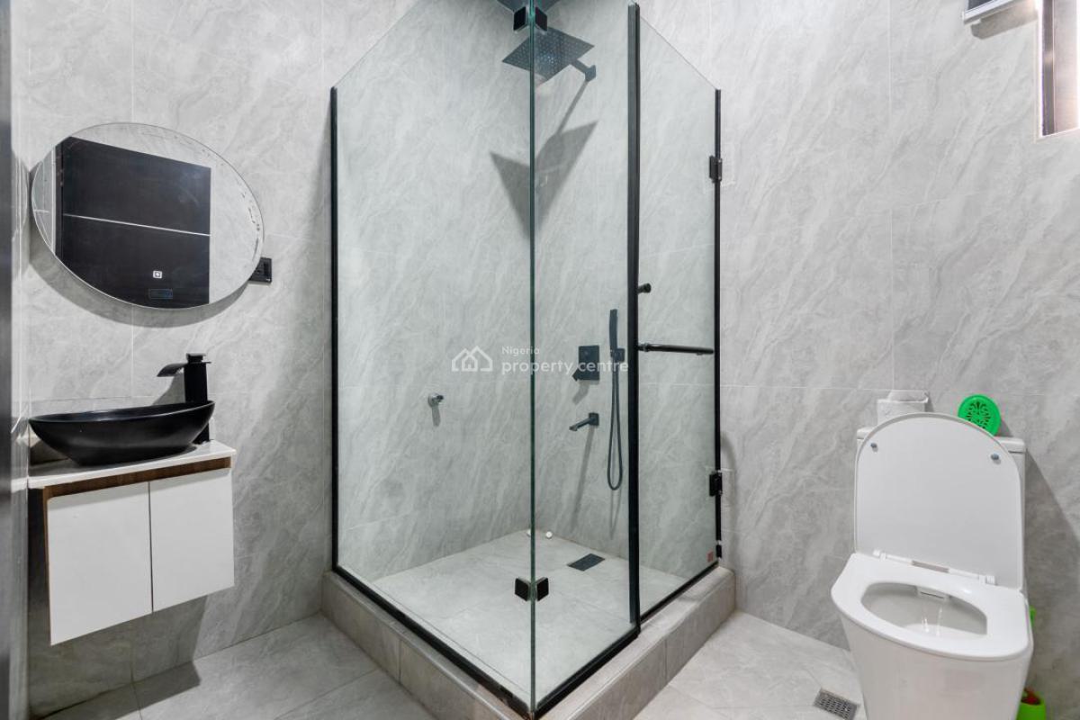 Luxury 2 Bedroom Apartment with Housekeeping and Gym, Ensuite Rooms and Wifi, Ikate, Lekki, Lagos, Flat / Apartment Short Let