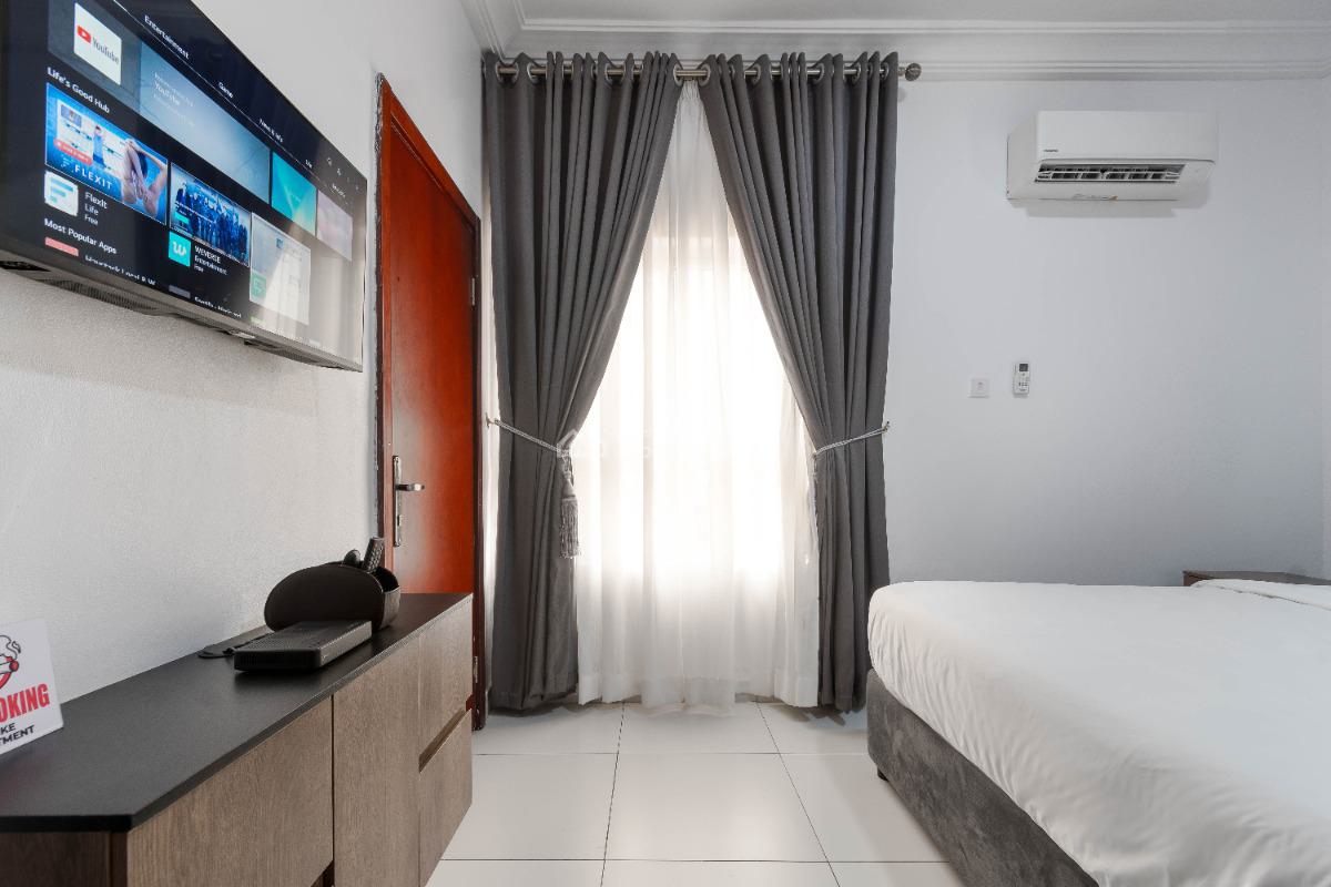 a Unit of Tastefully Furnished and Fully Serviced 2 Bedroom Apartment, Novabase Estate, Olubunmi Owa Street, Off Admiralty Way, Lekki Phase 1, Lekki, Lagos, Flat / Apartment for Rent