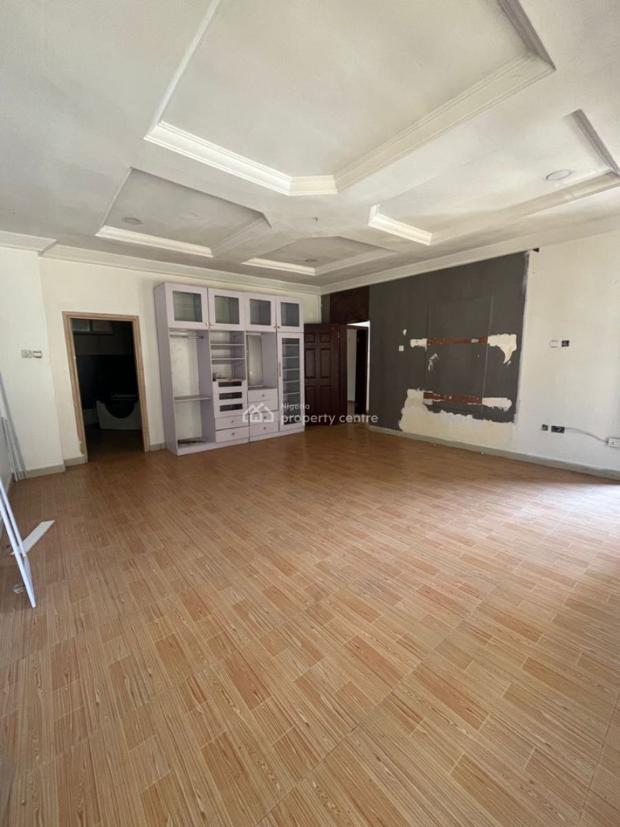 Spacious 4-bedroom Terrace Apartment with Bq, Lekki, Lagos, Flat / Apartment for Rent