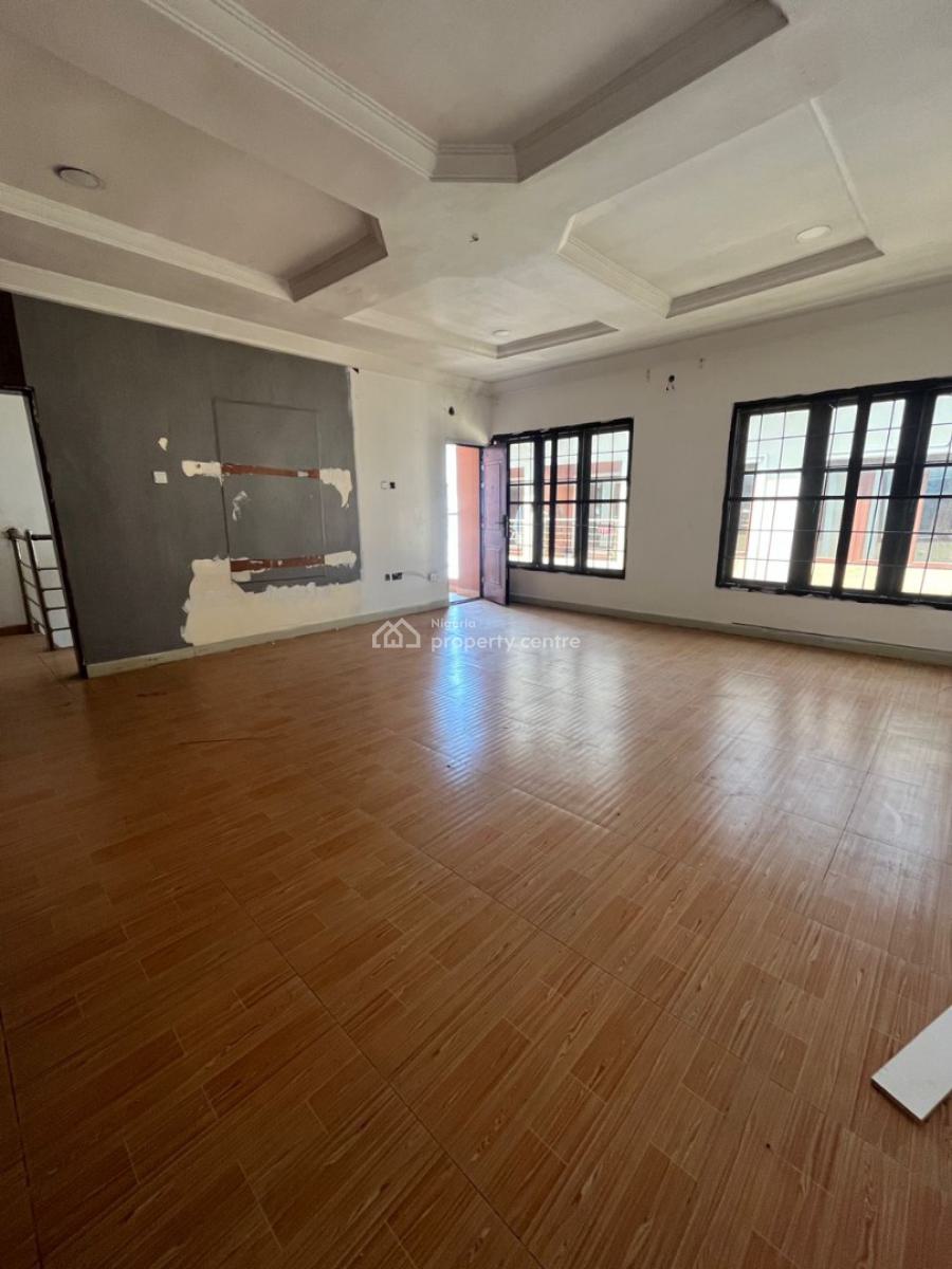 Spacious 4-bedroom Terrace Apartment with Bq, Lekki, Lagos, Flat / Apartment for Rent