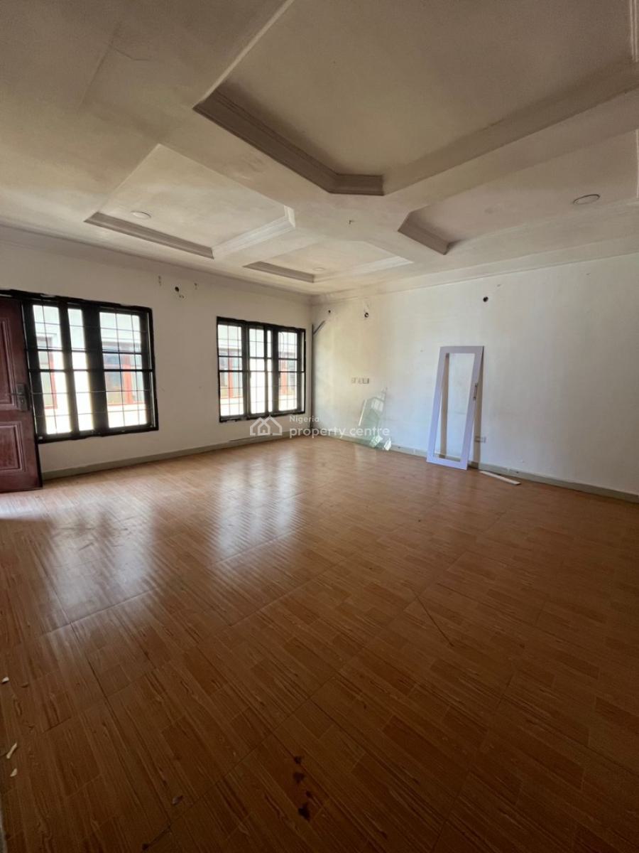Spacious 4-bedroom Terrace Apartment with Bq, Lekki, Lagos, Flat / Apartment for Rent