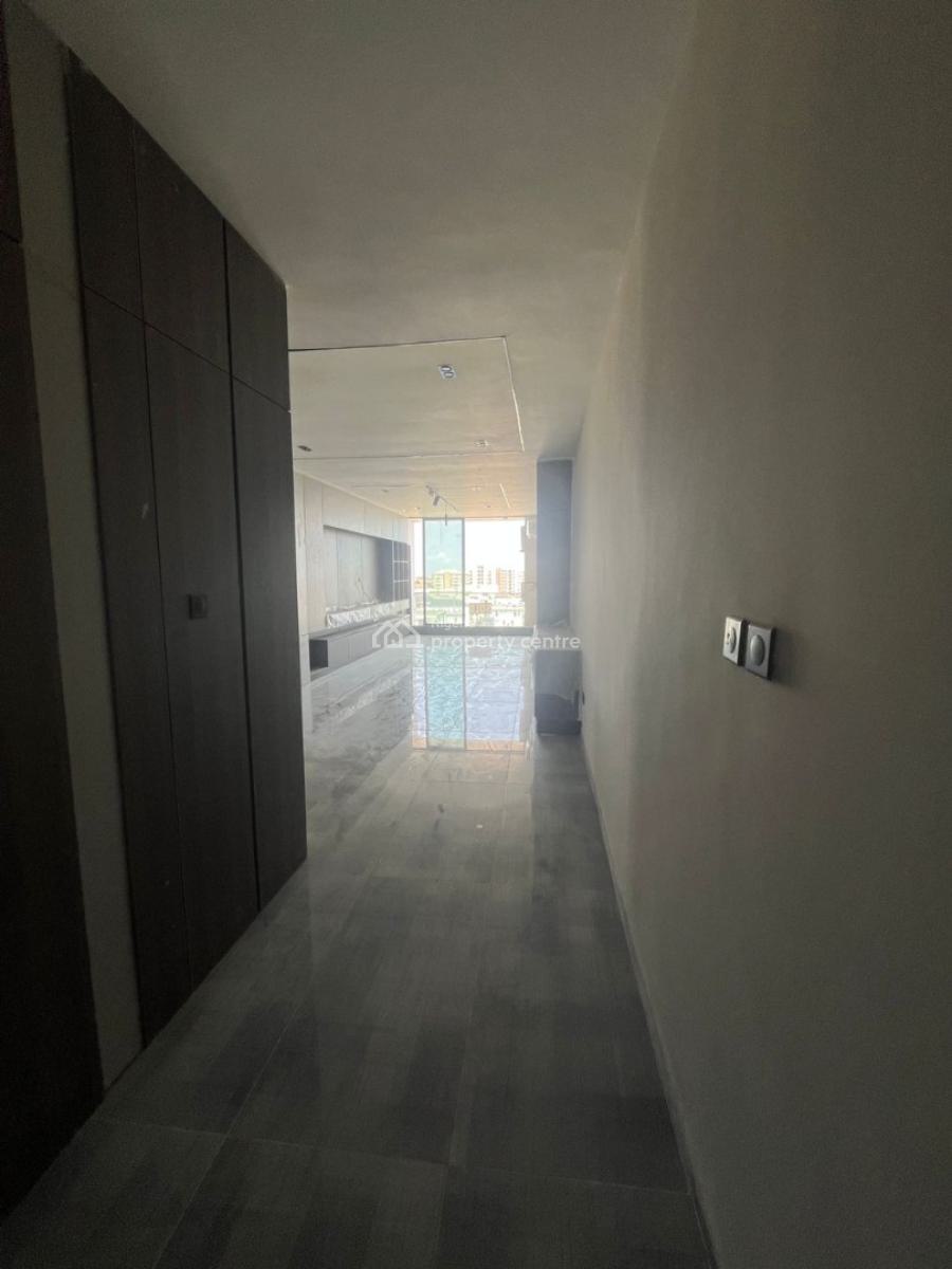 Spacious 4-bedroom Terrace Apartment with Bq, Lekki, Lagos, Flat / Apartment for Rent
