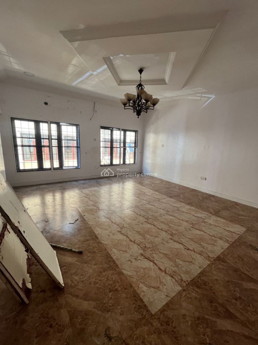 Spacious 4-bedroom Terrace Apartment with Bq, Lekki, Lagos, Flat / Apartment for Rent