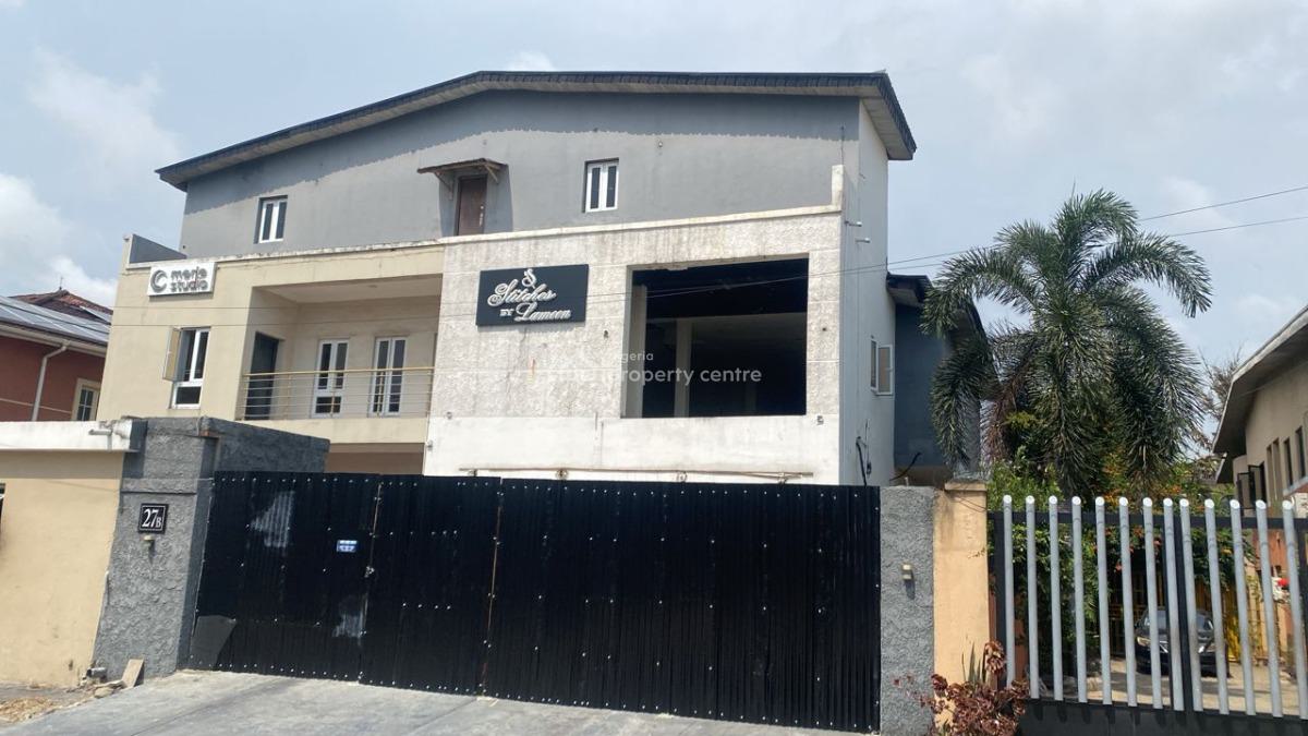 Decent Semi-detached Houses + Mini Flats, Lekki Phase 1, Lekki, Lagos, Semi-detached Duplex for Sale