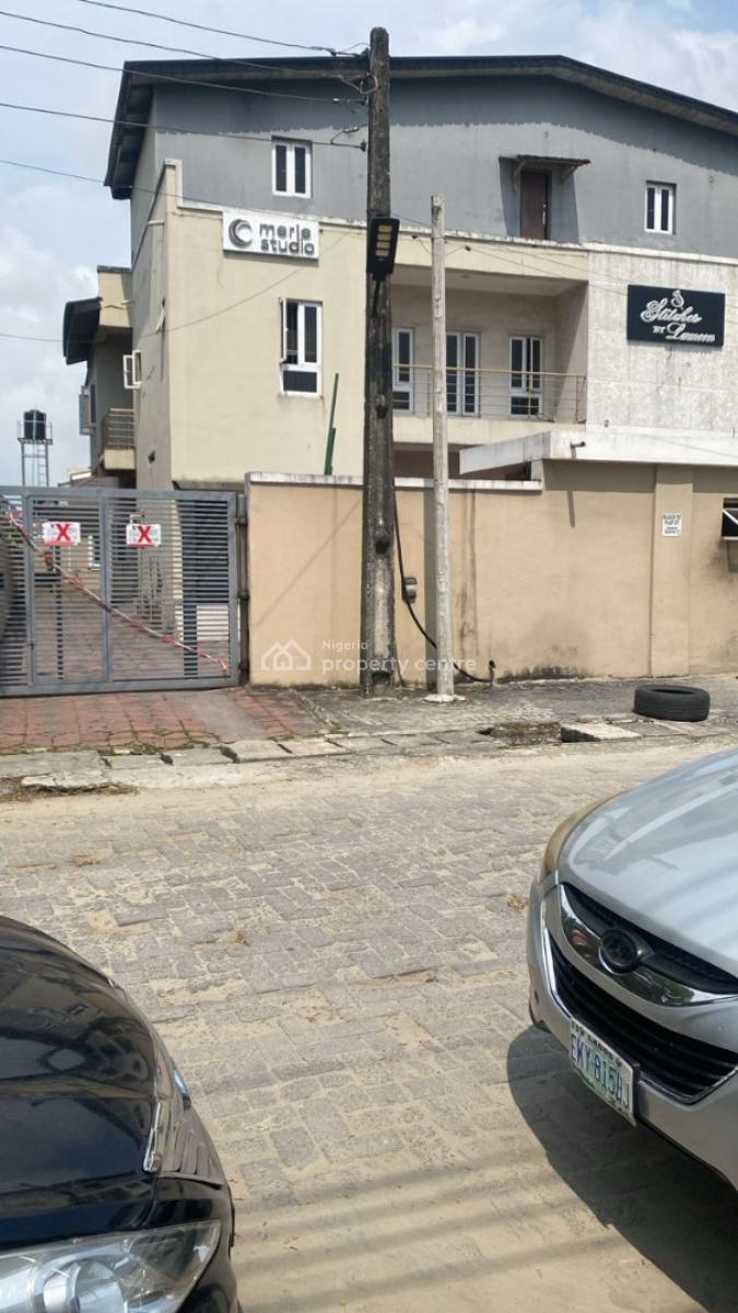Decent Semi-detached Houses + Mini Flats, Lekki Phase 1, Lekki, Lagos, Semi-detached Duplex for Sale