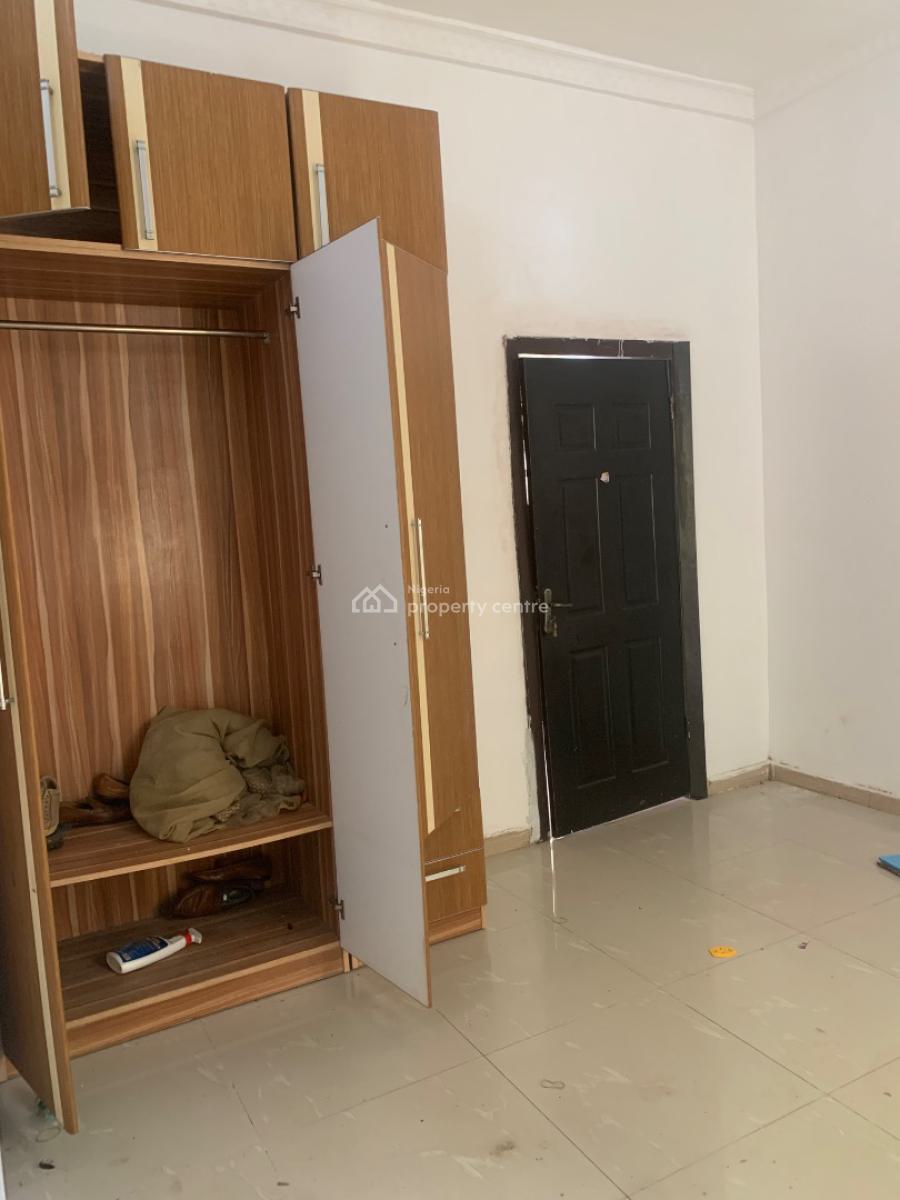 2bedroom Standard and Spacious Apartment in Tarred Road to The Express, Ikate,lekki Lagos., Ikate, Lekki, Lagos, Flat / Apartment for Rent