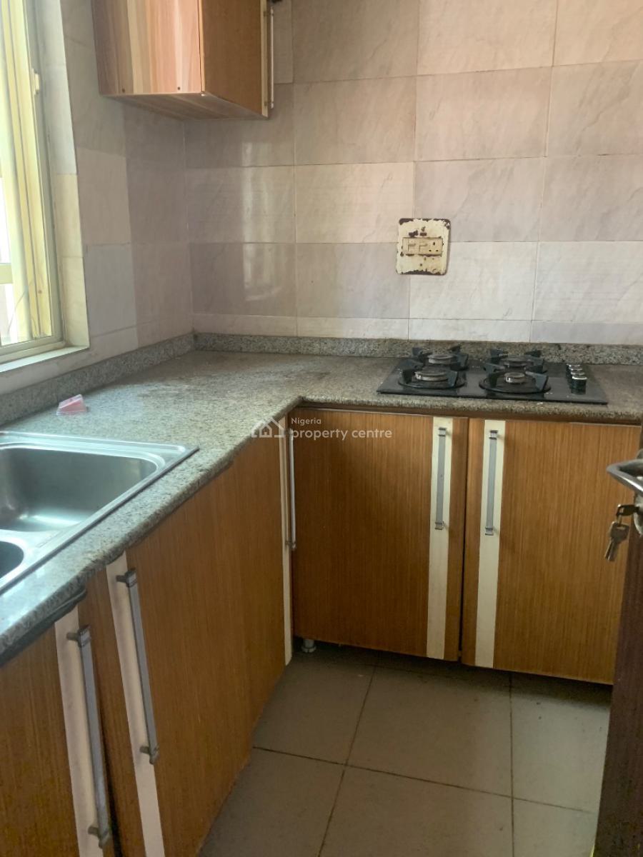 2bedroom Standard and Spacious Apartment in Tarred Road to The Express, Ikate,lekki Lagos., Ikate, Lekki, Lagos, Flat / Apartment for Rent