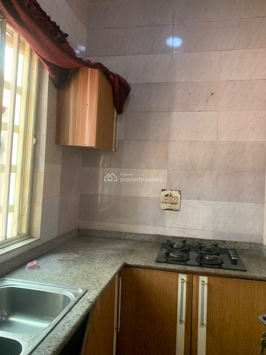 2bedroom Standard and Spacious Apartment in Tarred Road to The Express, Ikate,lekki Lagos., Ikate, Lekki, Lagos, Flat / Apartment for Rent