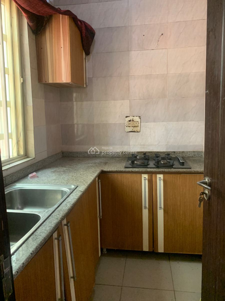 2bedroom Standard and Spacious Apartment in Tarred Road to The Express, Ikate,lekki Lagos., Ikate, Lekki, Lagos, Flat / Apartment for Rent