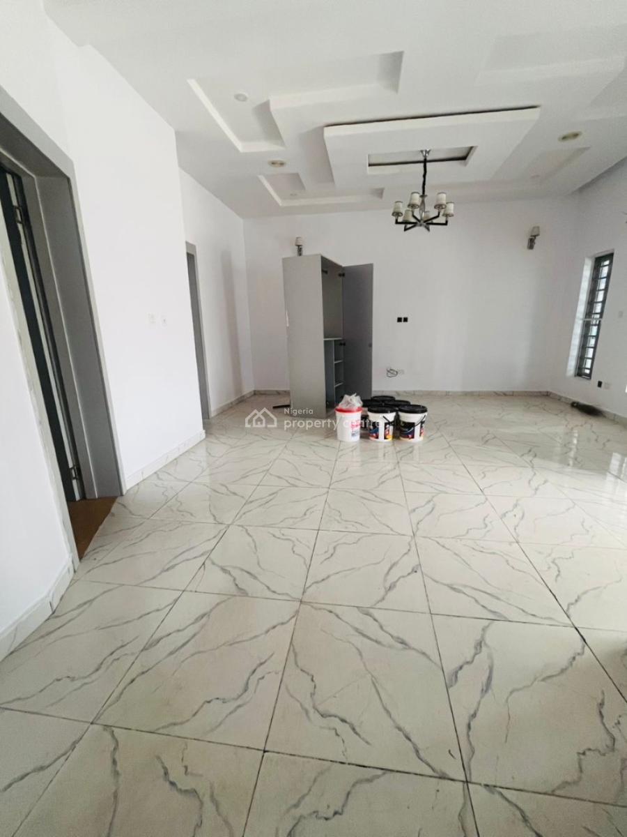 1 Bedroom Luxurious Miniflat with a Personal Massive Kitchen in an Estate, Orchid Road , Van Daniels Estate, Lekki Phase 2, Lekki, Lagos, Mini Flat (room and Parlour) for Rent