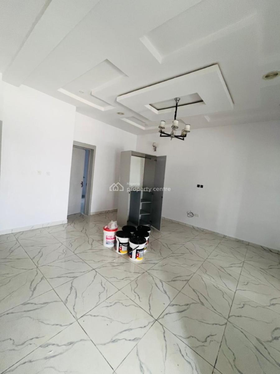 1 Bedroom Luxurious Miniflat with a Personal Massive Kitchen in an Estate, Orchid Road , Van Daniels Estate, Lekki Phase 2, Lekki, Lagos, Mini Flat (room and Parlour) for Rent