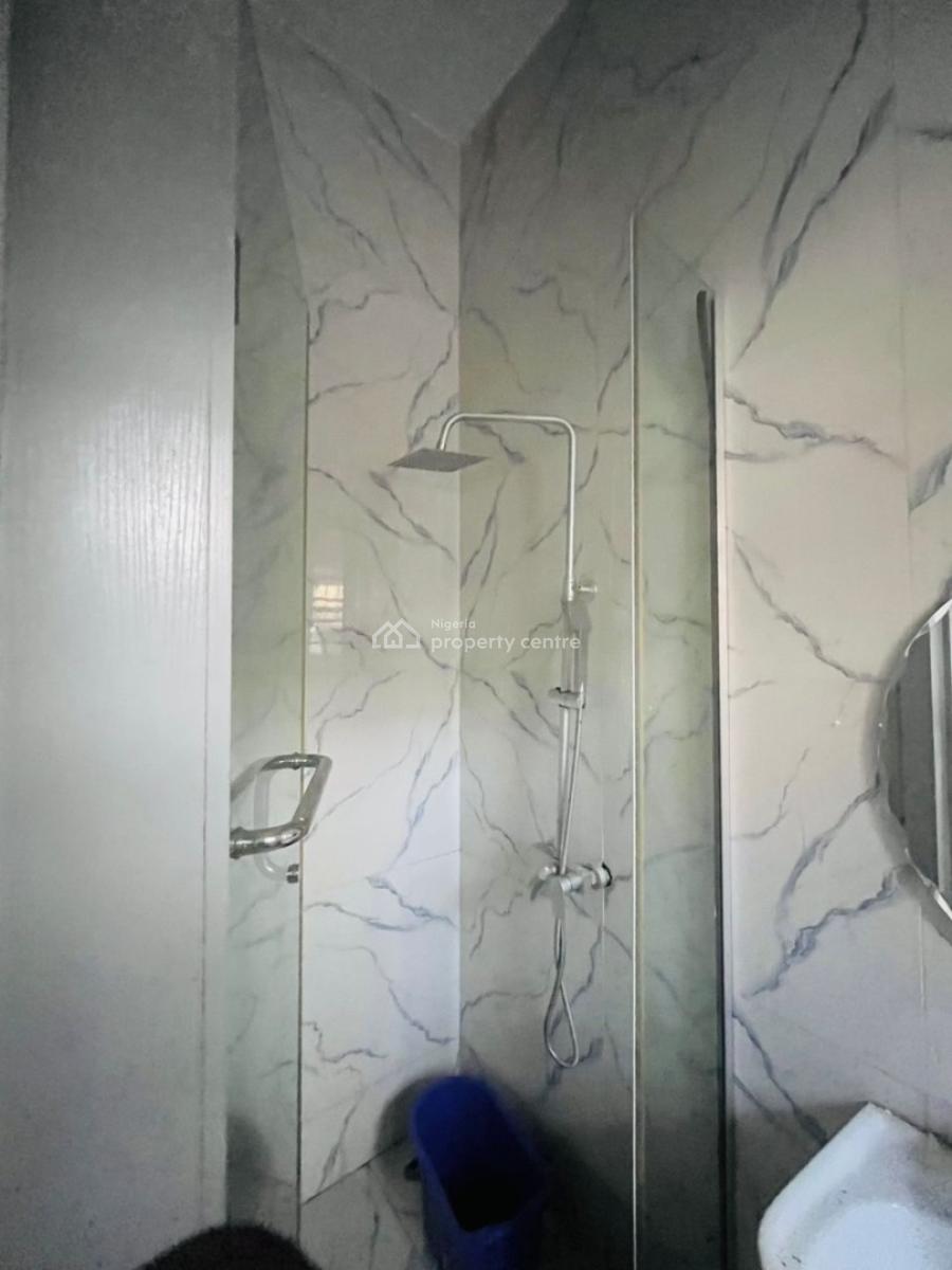 1 Bedroom Luxurious Miniflat with a Personal Massive Kitchen in an Estate, Orchid Road , Van Daniels Estate, Lekki Phase 2, Lekki, Lagos, Mini Flat (room and Parlour) for Rent