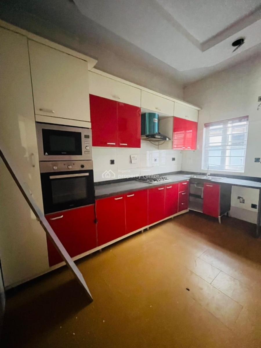 1 Bedroom Luxurious Miniflat with a Personal Massive Kitchen in an Estate, Orchid Road , Van Daniels Estate, Lekki Phase 2, Lekki, Lagos, Mini Flat (room and Parlour) for Rent