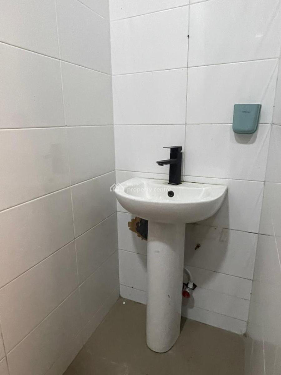 One Bedroom Mini Flat, Chevron Lekki, Lekki, Lagos, Mini Flat (room and Parlour) for Rent