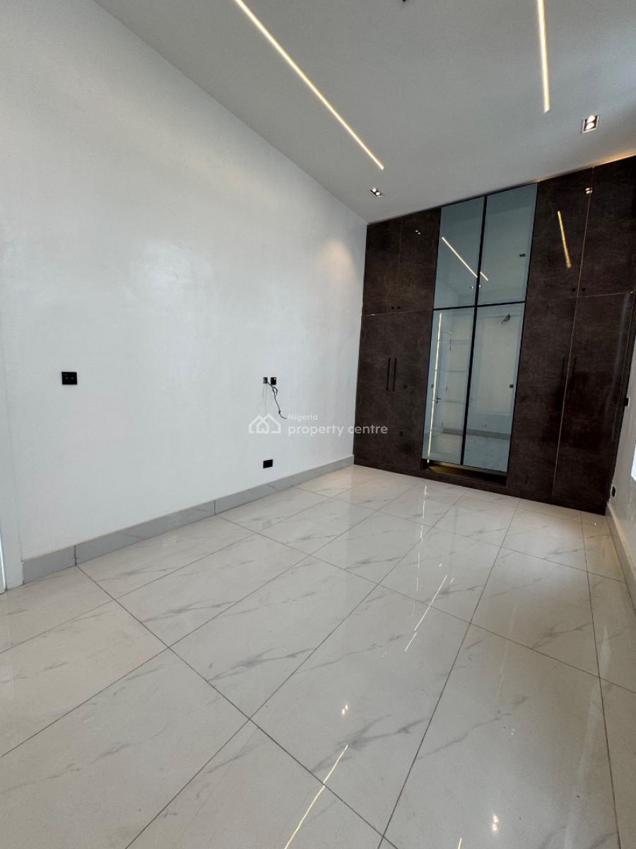 5 Bedroom Detached House + Pool, Ikota, Lekki, Lagos, Detached Duplex for Sale
