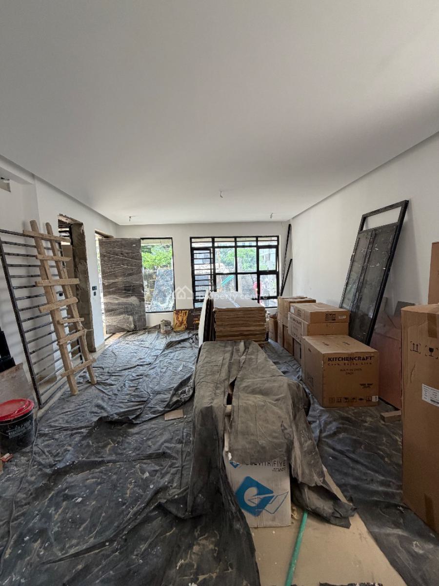 Spacious 5bedroom Fully Detached House with Bq, Lekki Phase 1, Lekki, Lagos, Detached Duplex for Sale