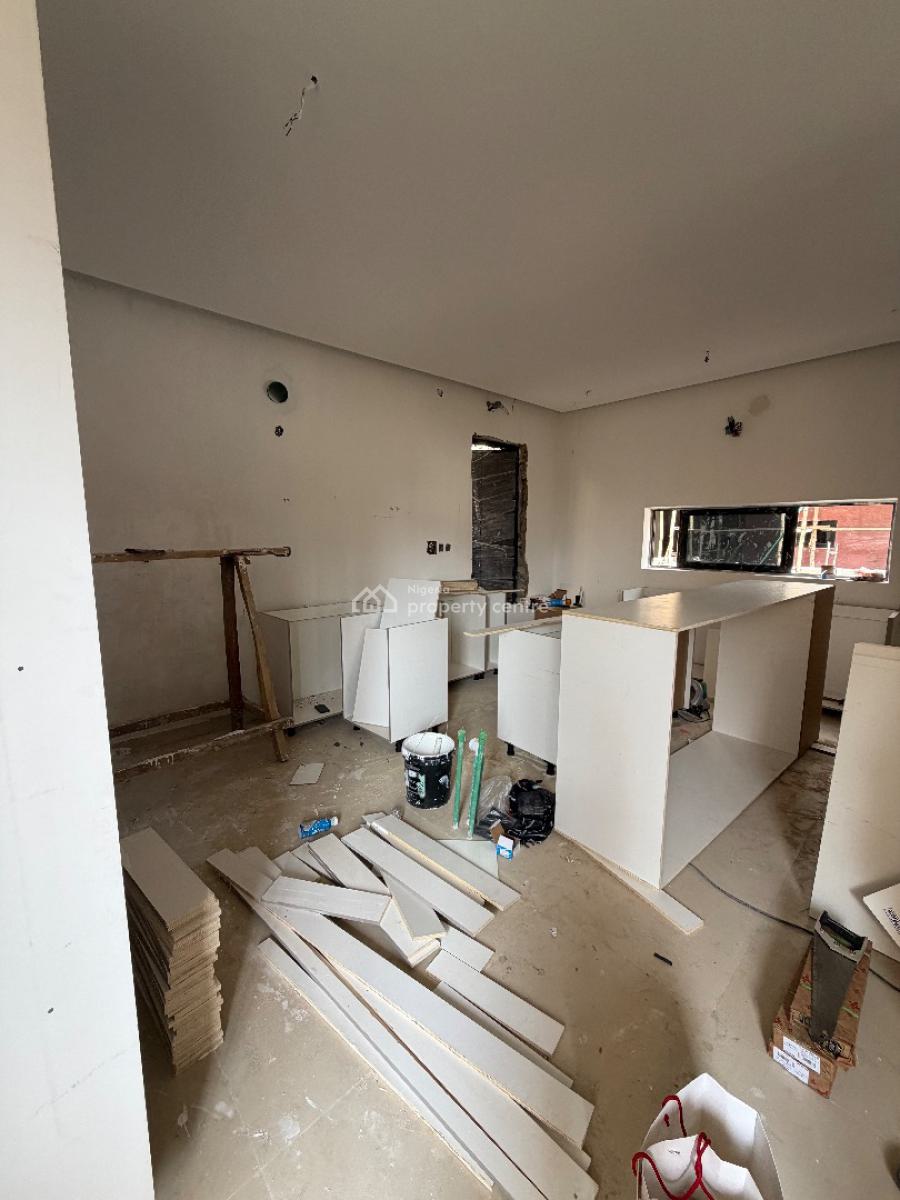 Spacious 5bedroom Fully Detached House with Bq, Lekki Phase 1, Lekki, Lagos, Detached Duplex for Sale