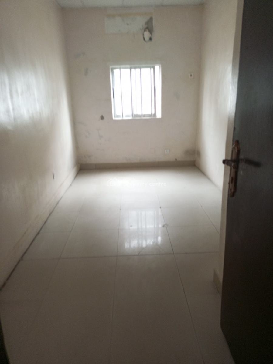 Commercial 5 Bedroom with 2 Room Bq, Security House, Commercial Area Off Admiralty Way, Lekki Phase 1, Lekki, Lagos, Semi-detached Duplex for Rent