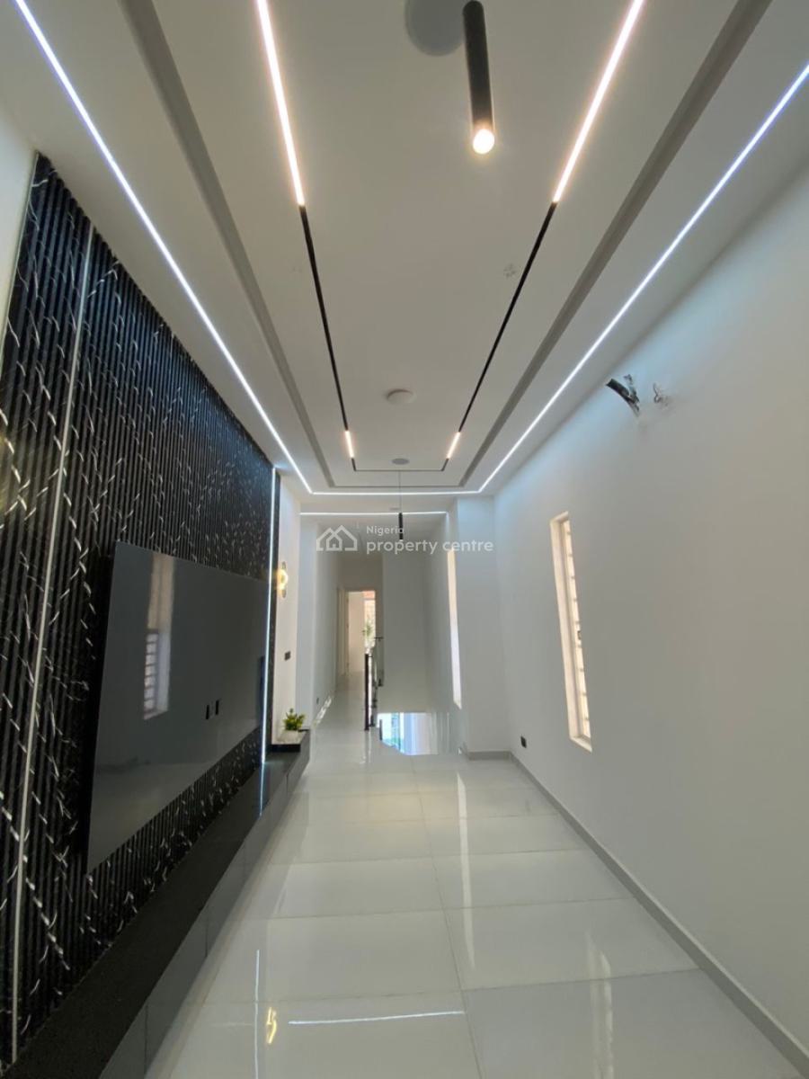 Contemporary Top Notch 5bedroom with Pool, Ologolo, Lekki, Lagos, Detached Duplex for Sale