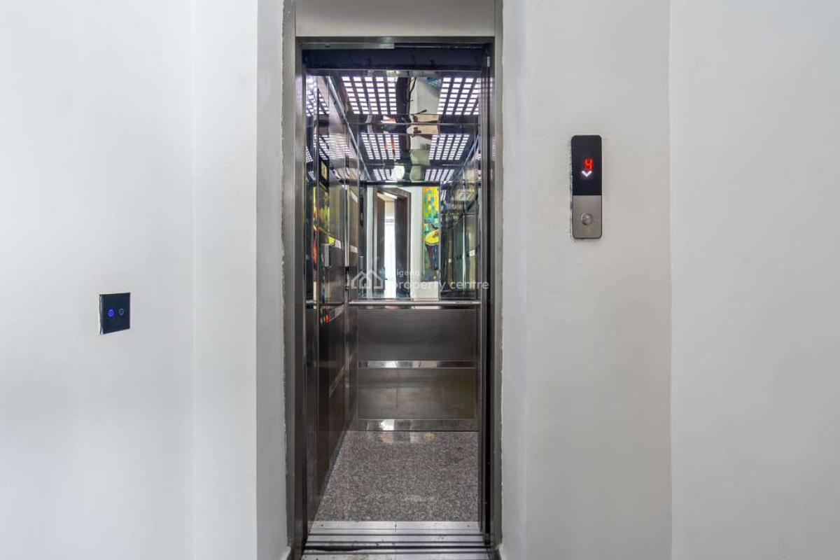 Charming 1 Bedroom Apartment with Game Room, Elevator & Balcony, Inbuilt Speaker, Secured Environment, Lekki Phase 1, Lekki, Lagos, Flat / Apartment Short Let