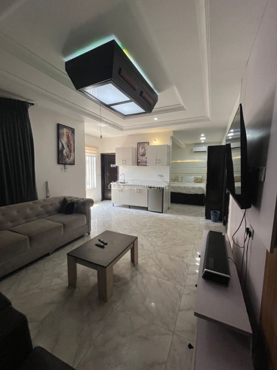 Well-maintained 6-bedroom Detached Duplex in a Self-compound, Ikate, Lekki, Lagos, Detached Duplex for Rent