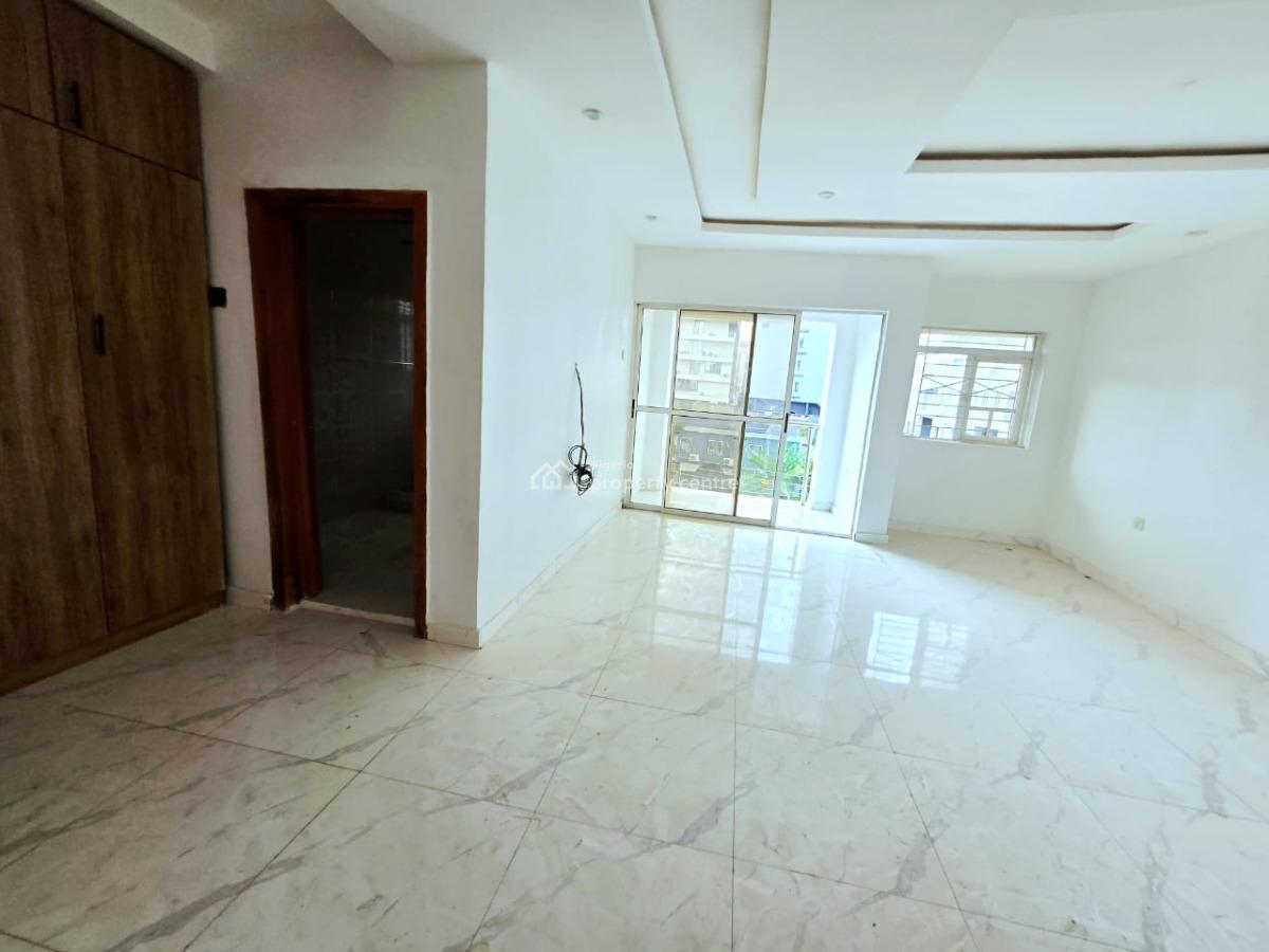 Two Units of a Tastefully Renovated 4-bedroom Semi Detached Duplex, Lekki Phase 1, Lekki, Lagos, Semi-detached Duplex for Rent