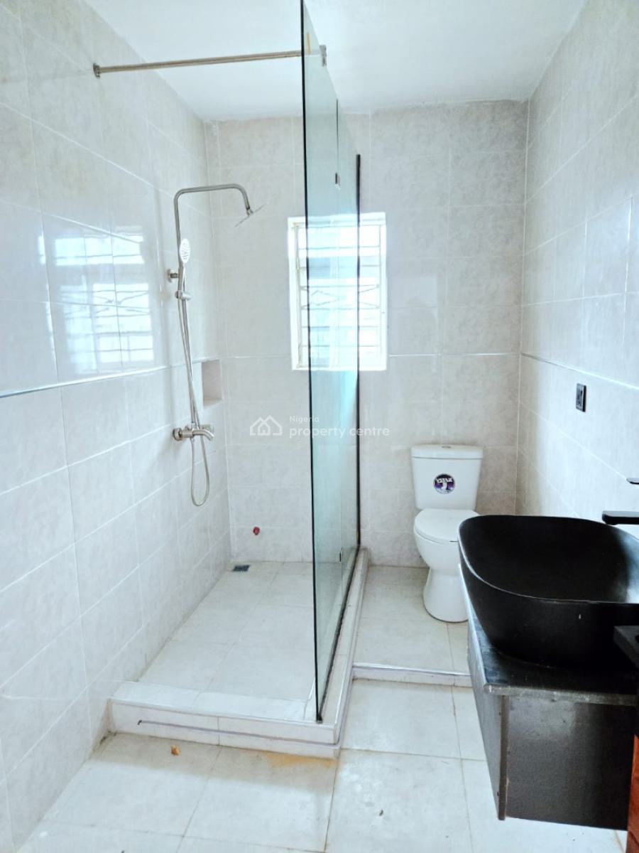 Two Units of a Tastefully Renovated 4-bedroom Semi Detached Duplex, Lekki Phase 1, Lekki, Lagos, Semi-detached Duplex for Rent