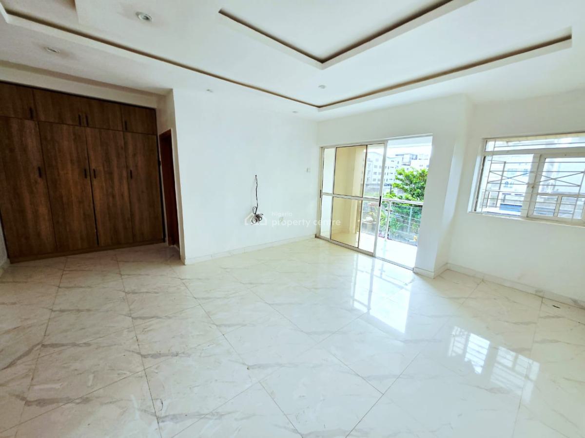 Two Units of a Tastefully Renovated 4-bedroom Semi Detached Duplex, Lekki Phase 1, Lekki, Lagos, Semi-detached Duplex for Rent