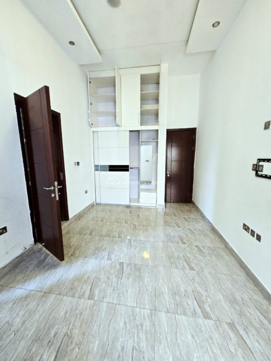 Two Units of a Tastefully Renovated 4-bedroom Semi Detached Duplex, Lekki Phase 1, Lekki, Lagos, Semi-detached Duplex for Rent