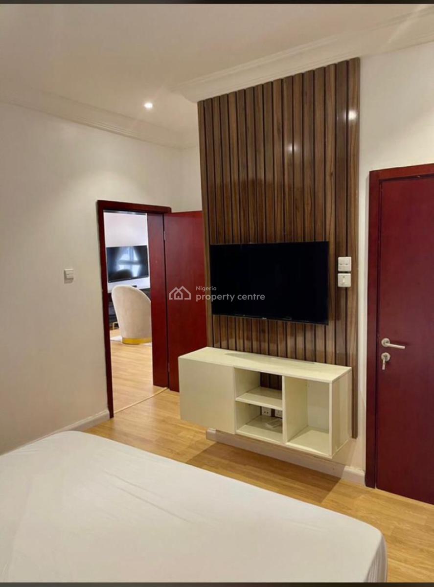 a Brand New Luxury 1 Bedroom with 2 Balconies, Ps5, Gym, Swimming Poo, Lekki Phase 1, Lekki, Lagos, Flat / Apartment Short Let