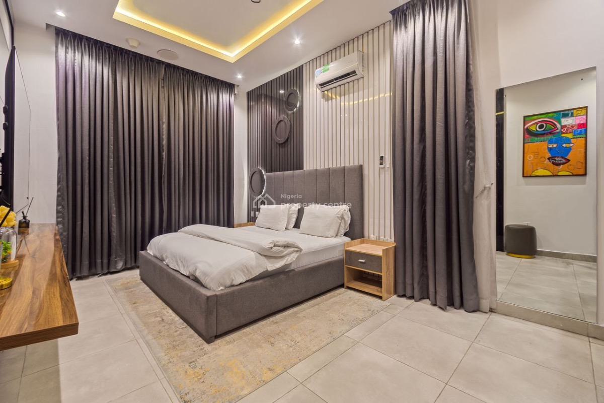 a Brand New Luxury 3 Bedroom with 3 Balconies, Ps5, Gym, Swimming Poo, Victoria Island (vi), Lagos, Flat / Apartment Short Let