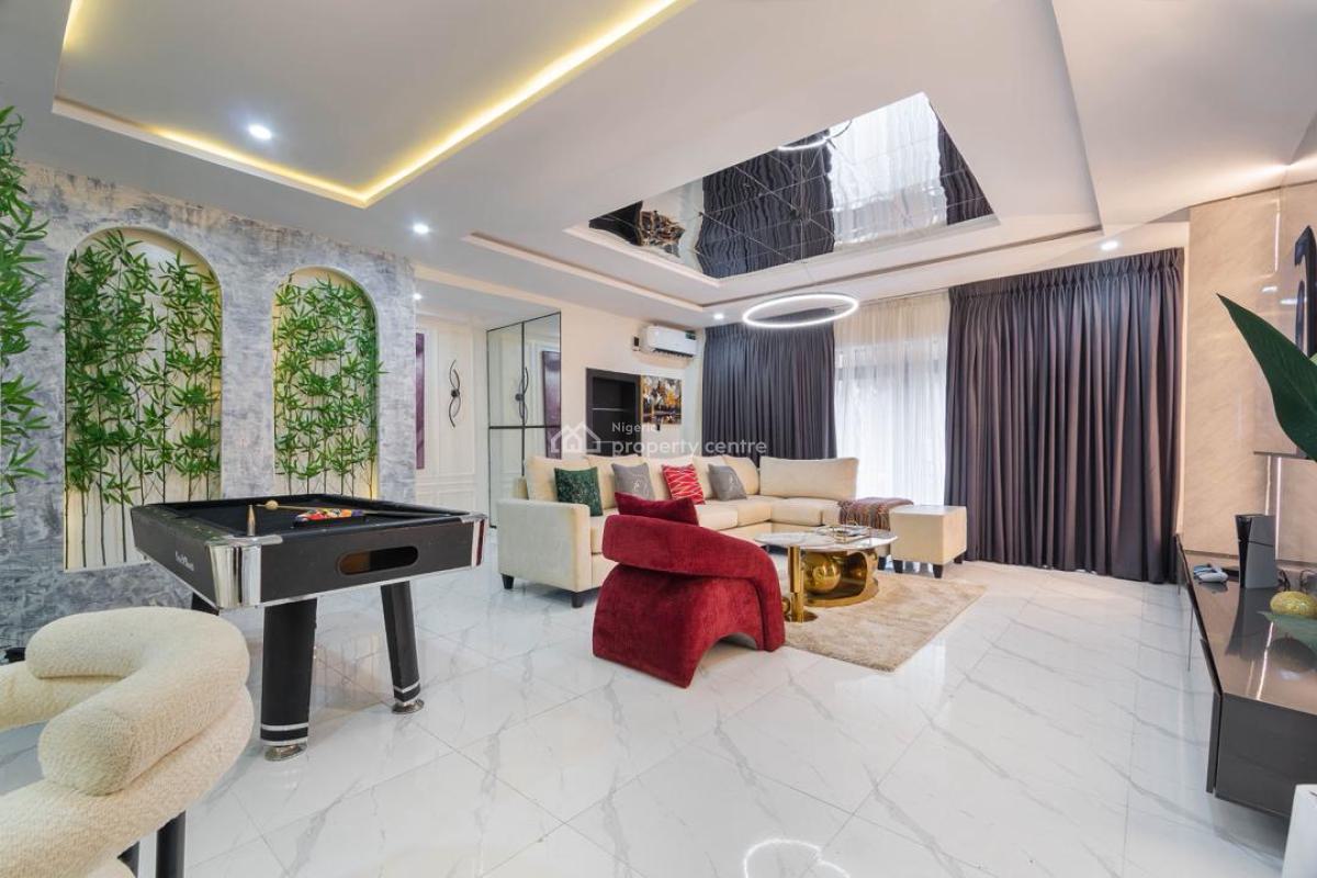 Luxury 2 Bedroom with Pool, Gym, Ps5, Snooker/table Tennis, Balcony Vi, Old Ikoyi, Ikoyi, Lagos, Flat / Apartment Short Let