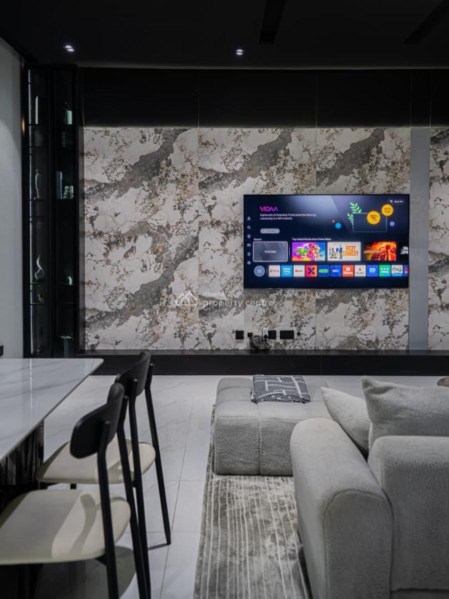 Luxury 3 Bedroom with Pool, Gym, Ps5, Snooker/table Tennis, Balcony Vi, Lekki Phase 1, Lekki, Lagos, Flat / Apartment Short Let