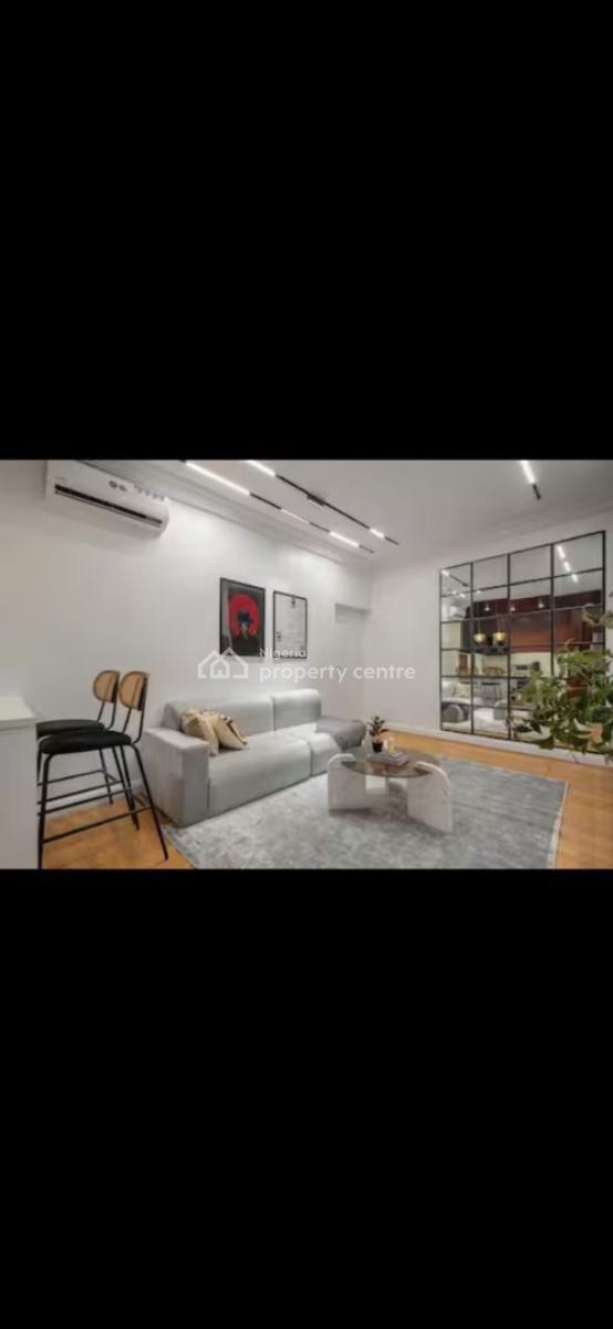 Luxury 1 Bedroom with Pool, Gym, Ps5, Snooker/table Tennis, Balcony Vi, Lekki Phase 1, Lekki, Lagos, Flat / Apartment Short Let