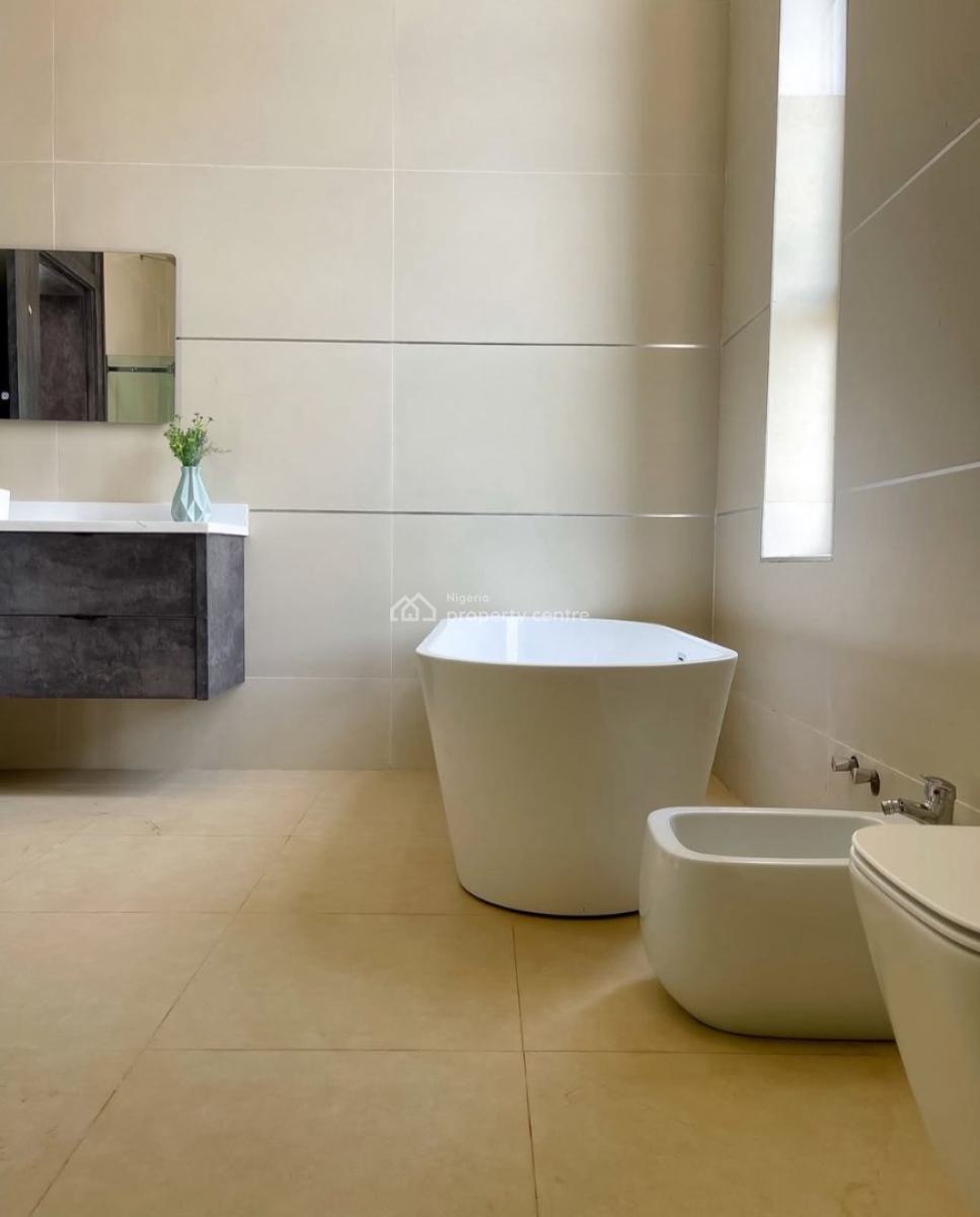 Exquisite 8 Bedroom Mansion, Asokoro District, Abuja, Detached Duplex for Sale